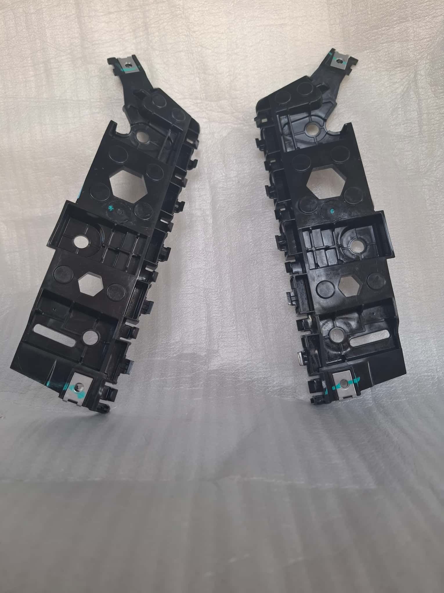 براکت سپر جلو راست X22 پرو شرکتی