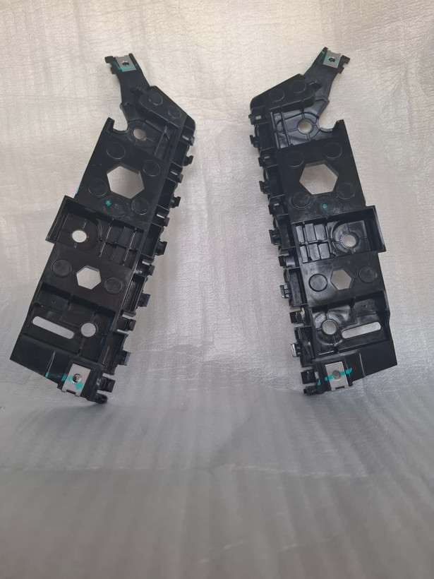 براکت سپر جلو راست X22 پرو شرکتی