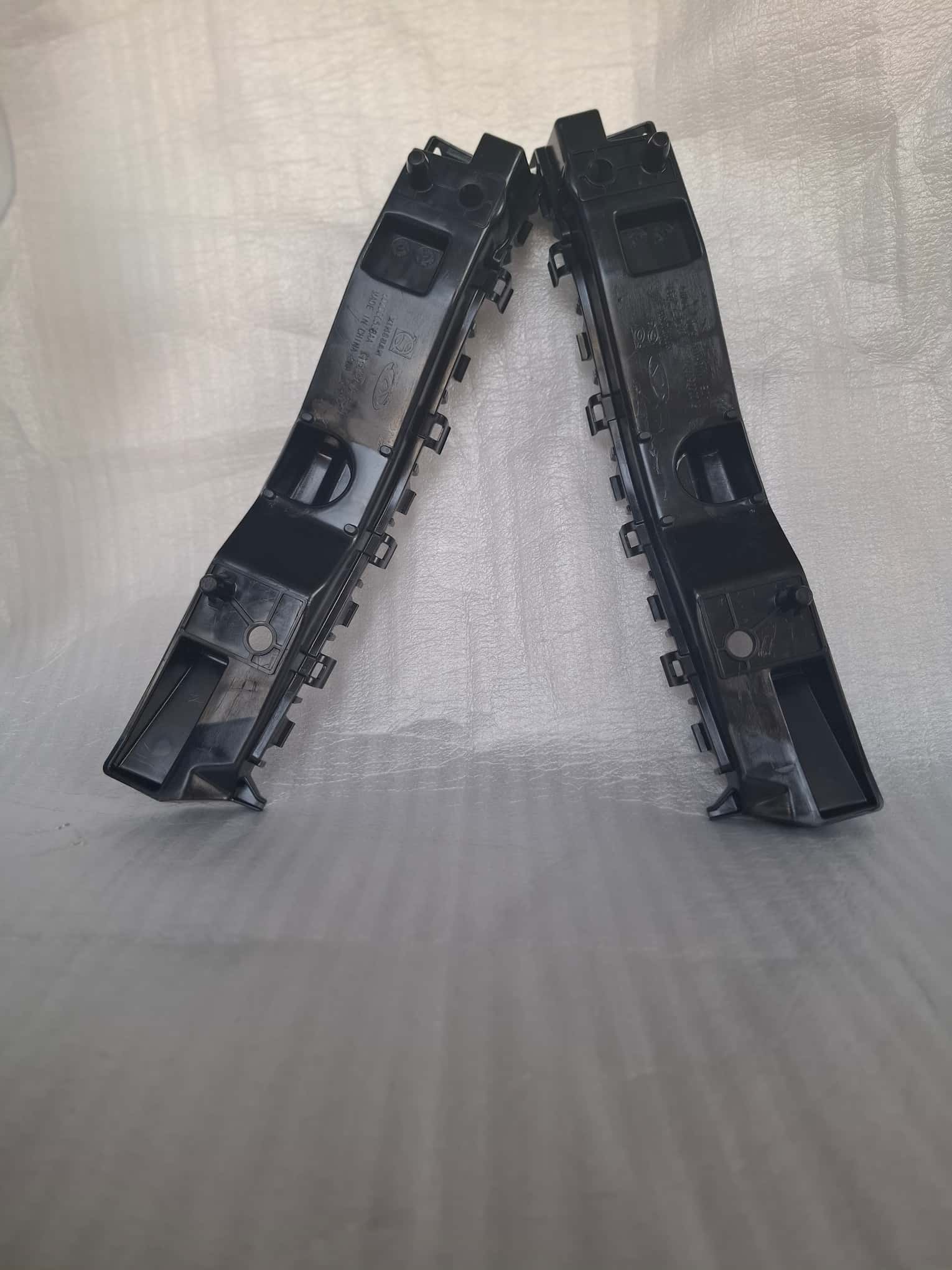 براکت سپر جلو راست تیگو ۷ پرو  شرکتی